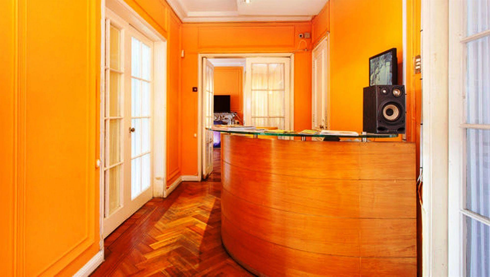 Salvador Hostal & Cafe Santiago Exterior foto